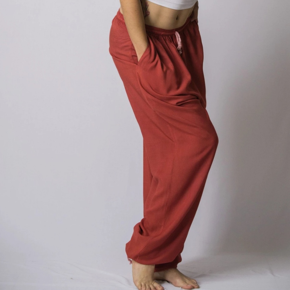 Drawstring yoga massage pants